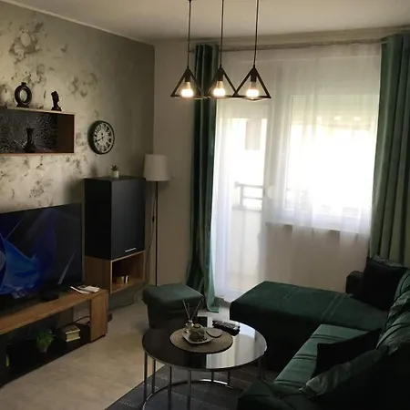 Green!! * スレムスカ・ミトロヴィツァ