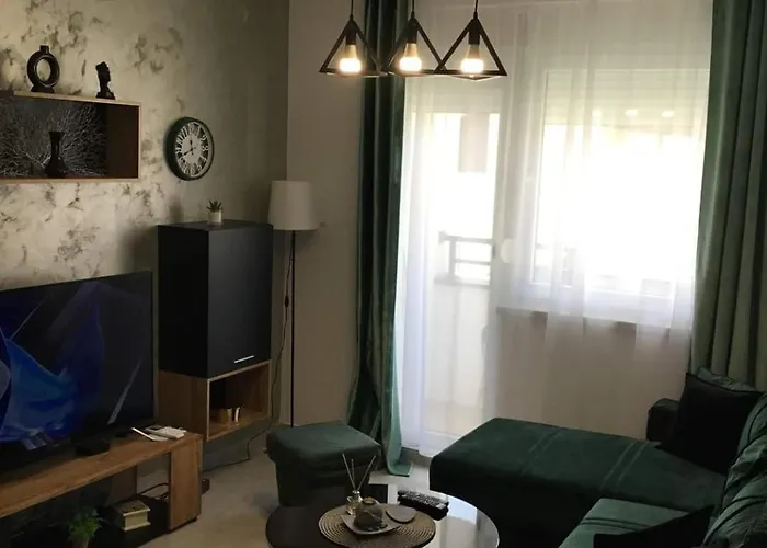 Green!! * スレムスカ・ミトロヴィツァ